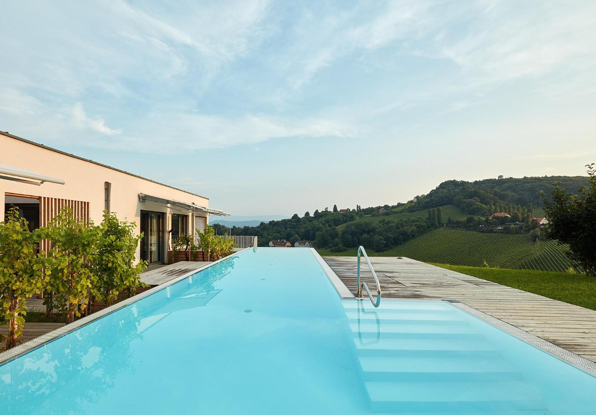 Relax Apartments An Der Lage Hochgrassnitzberg Spielfeld Exterior photo